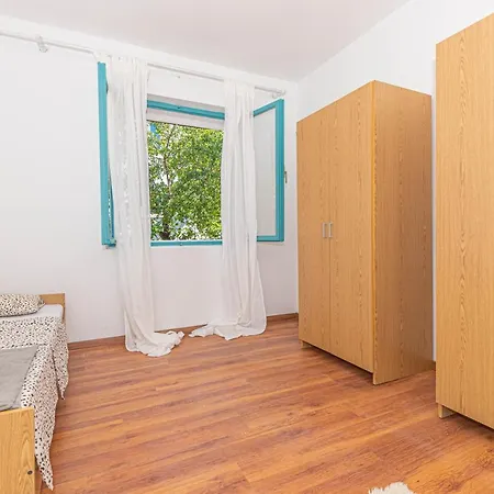 Nocturno Apartment