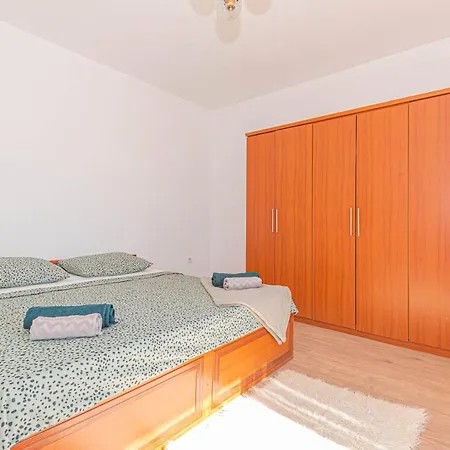 Apartment Nocturno *