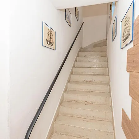 Nocturno Apartment *